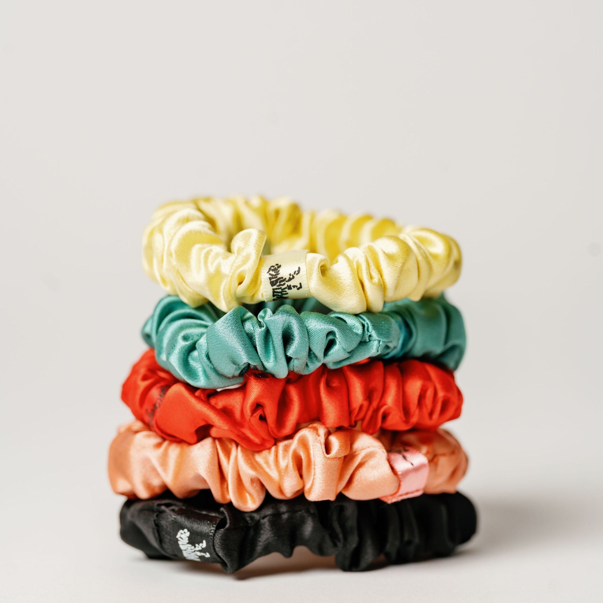 Organic Silk Small Scrunchie Onyx Black